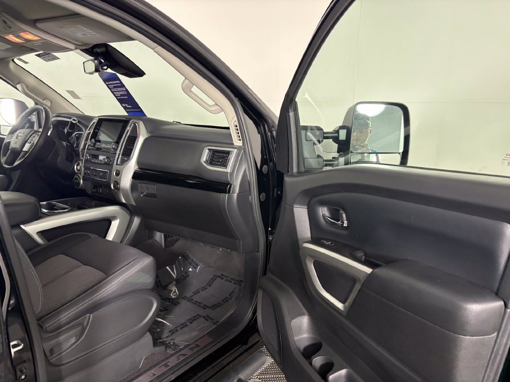 Used 2024 Nissan Titan SV w/ SV Convenience Package AWD/4WD image 33