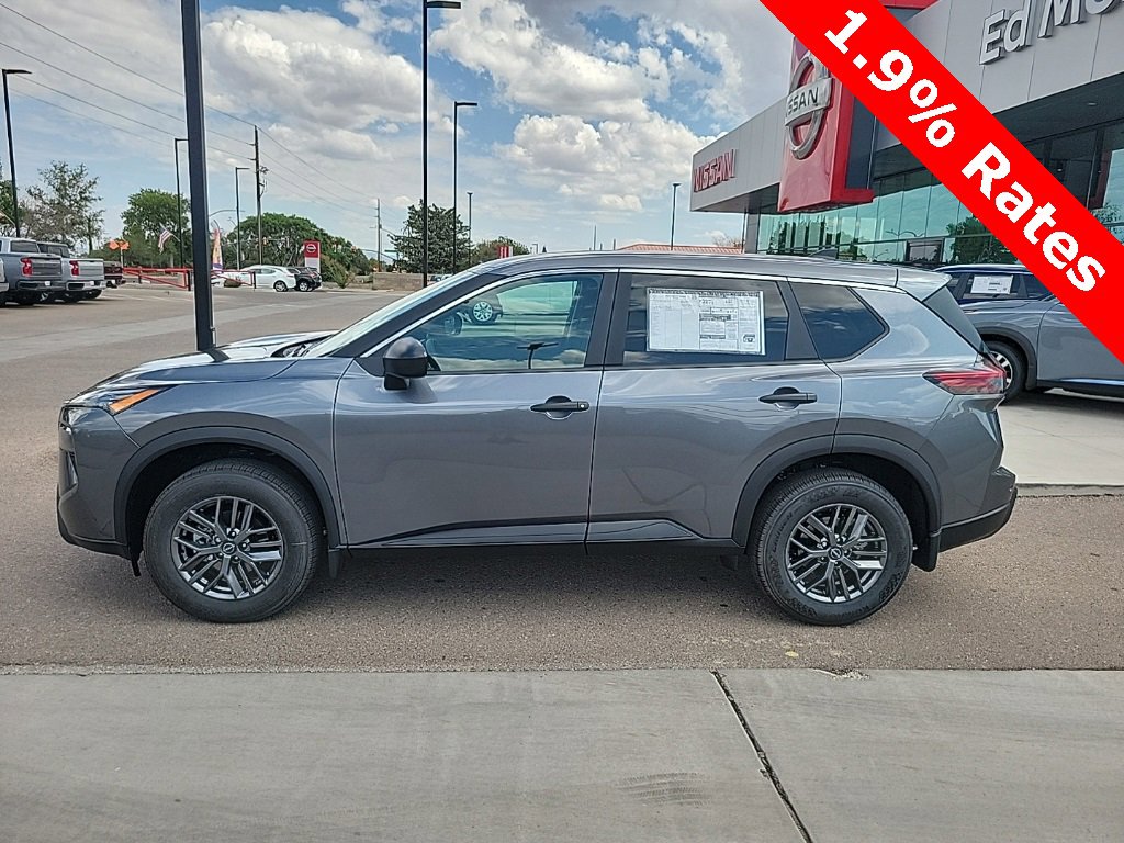 New 2026 Nissan Rogue S image 4