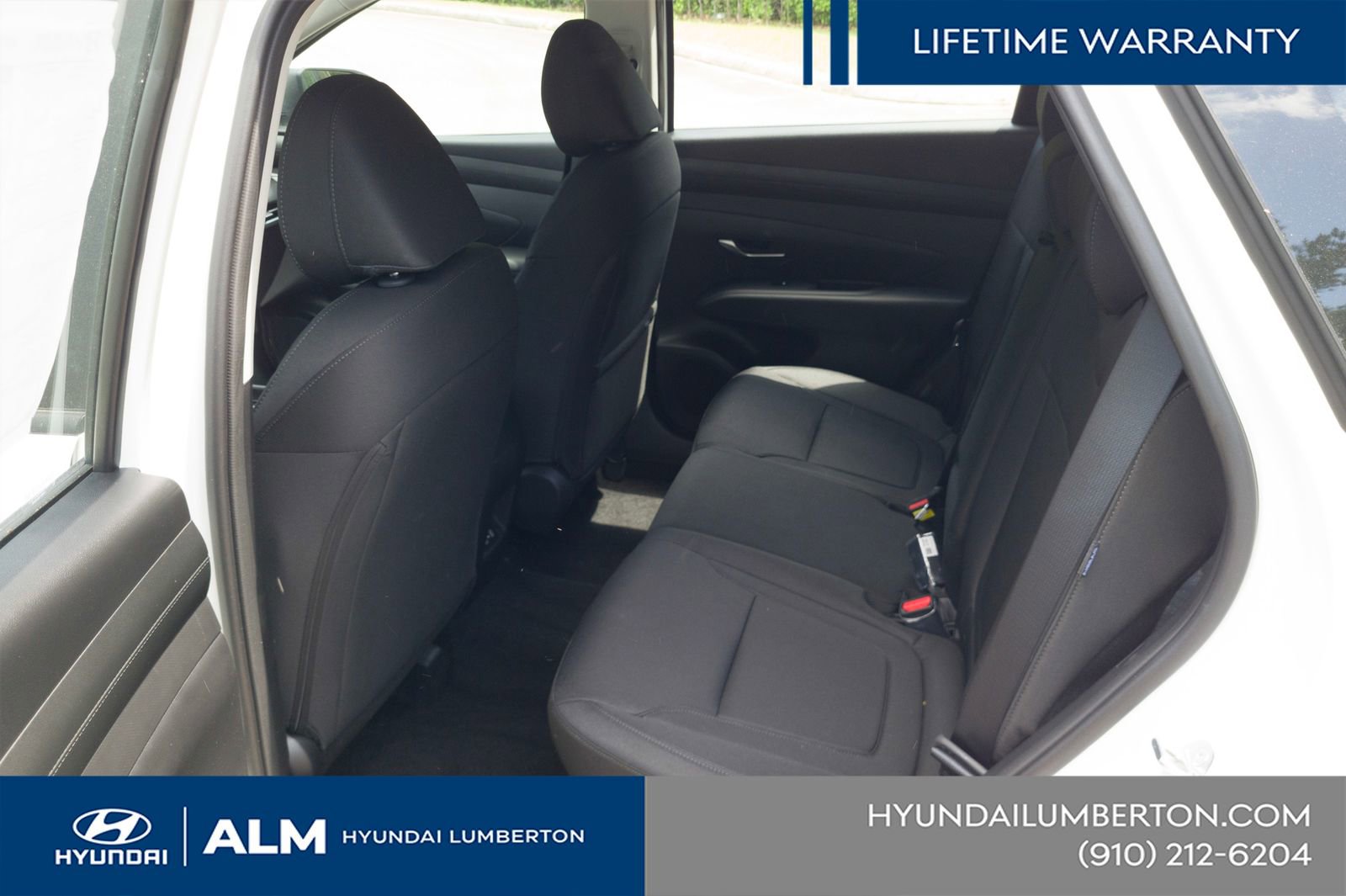 New 2025 Hyundai Tucson SE image 16