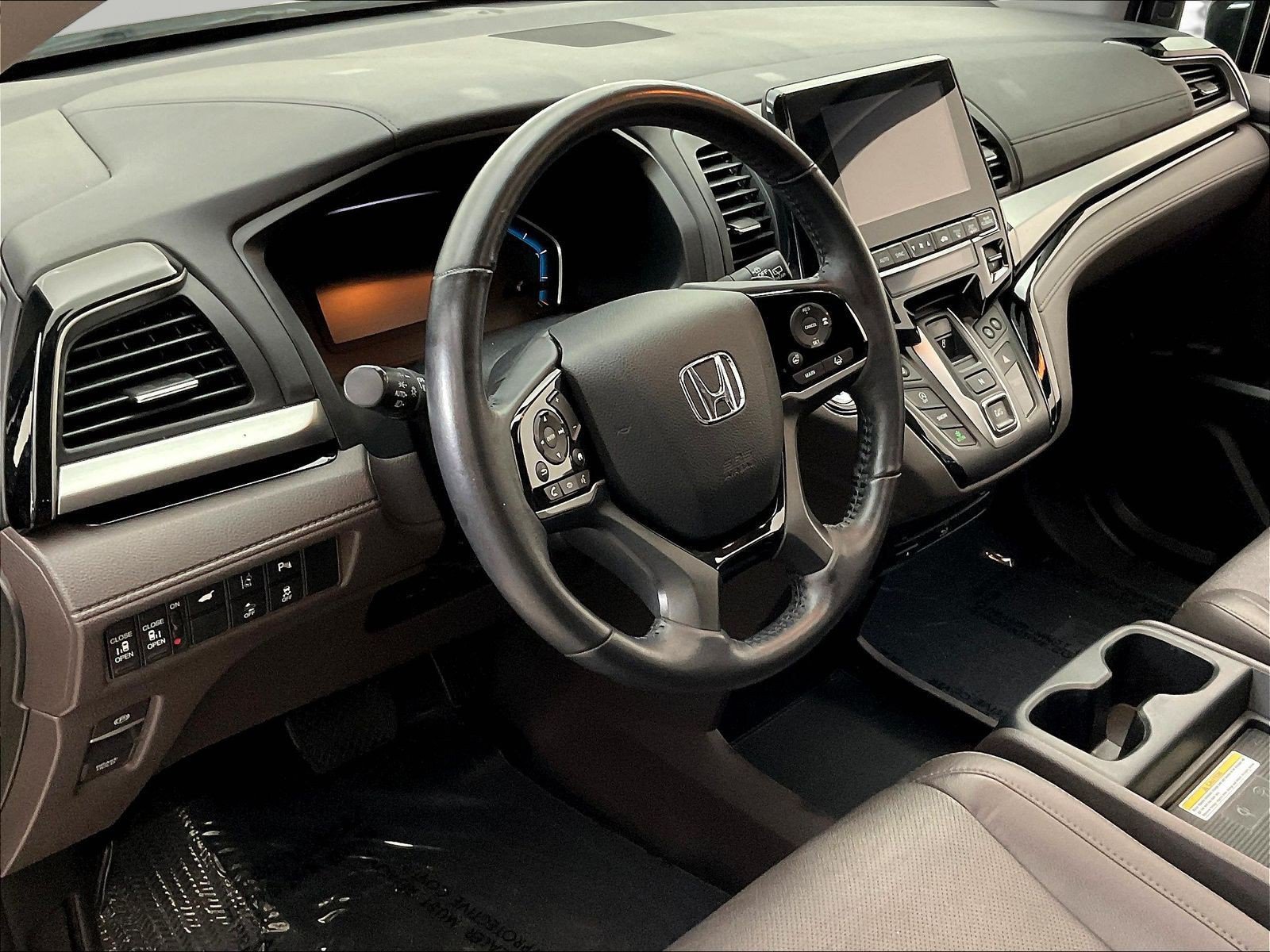 Used 2019 Honda Odyssey Elite image 17