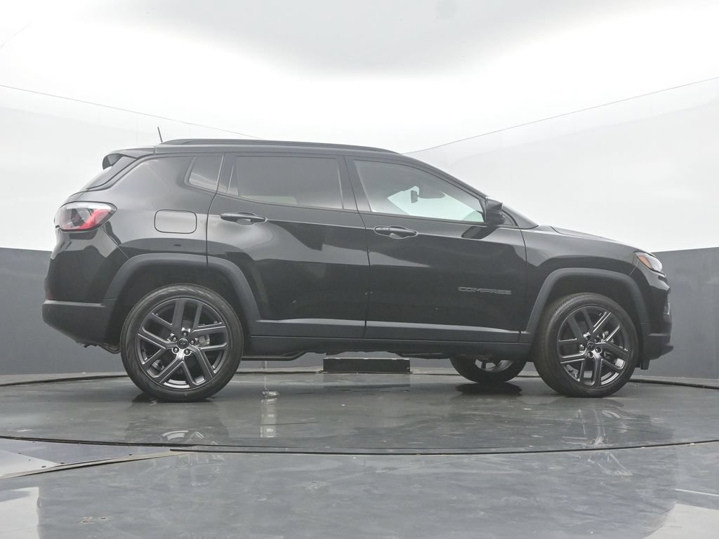 New 2026 Jeep Compass Limited w/ Sun, Sound & Navigation Group AWD/4WD image 50