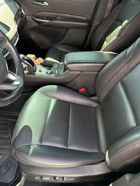 Used 2022 Cadillac XT4 Sport w/ Safety Alert Package image 5