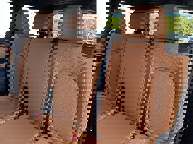 New 2025 Volkswagen ID. Buzz Pro S image 25