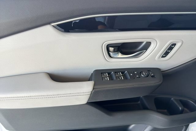Certified 2023 Honda Pilot EX-L image 12