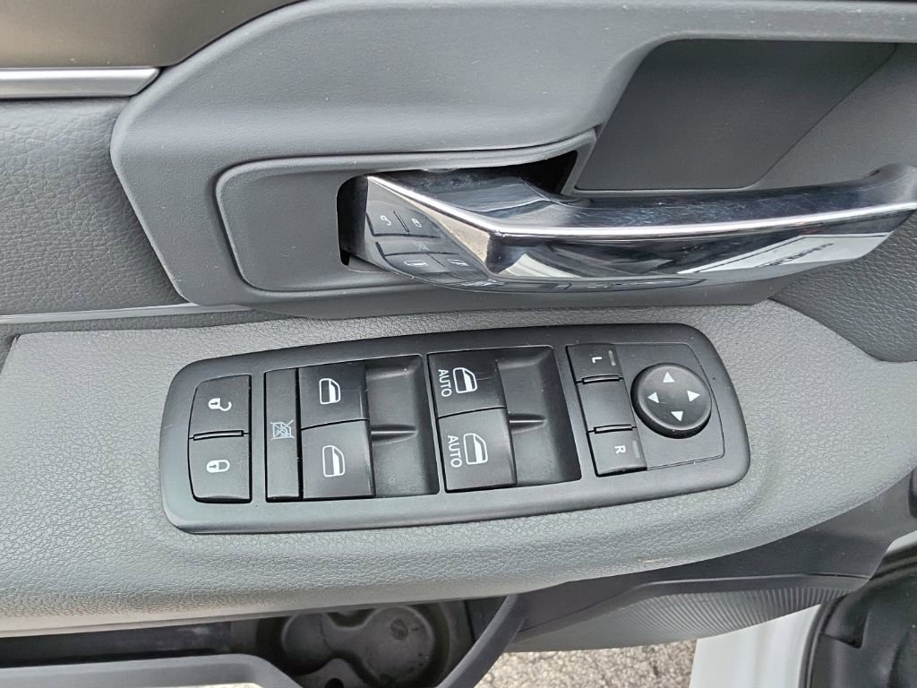 Used 2016 RAM 2500 SLT AWD/4WD image 20