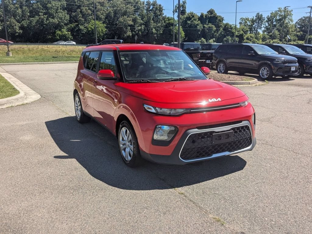 Used 2022 Kia Soul LX FWD image 7