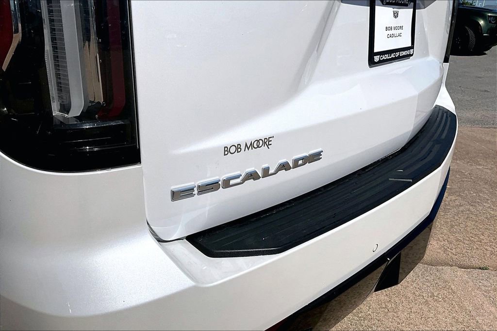 Used 2024 Cadillac Escalade Sport AWD/4WD image 32