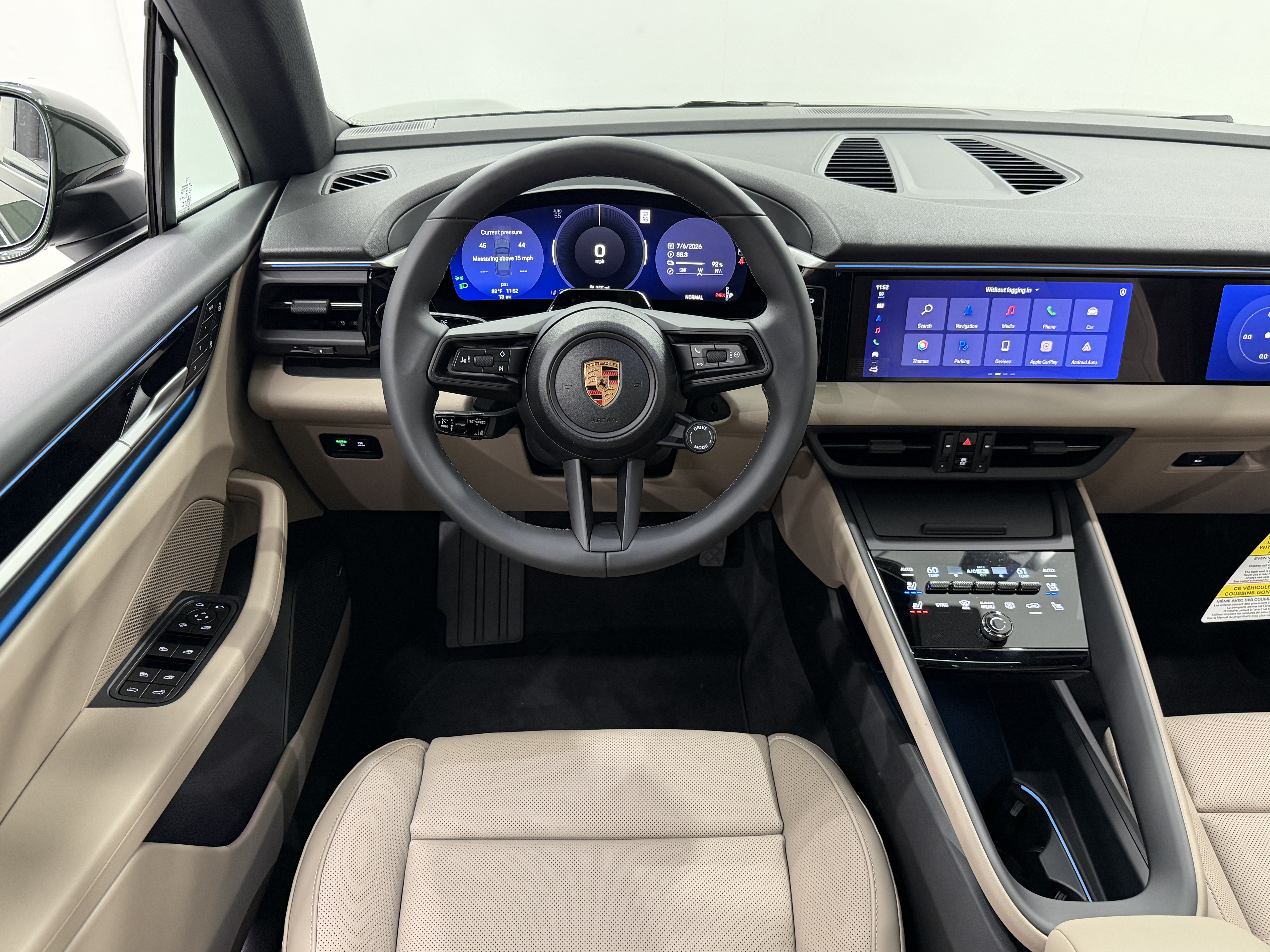 New 2026 Porsche Macan 4 Electric AWD/4WD image 25