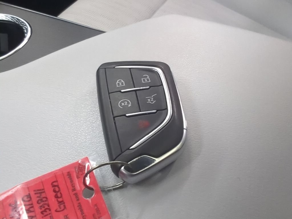 Used 2024 Cadillac Lyriq Sport AWD/4WD image 19