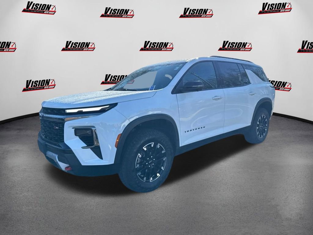 Used 2024 Chevrolet Traverse Z71 image 1