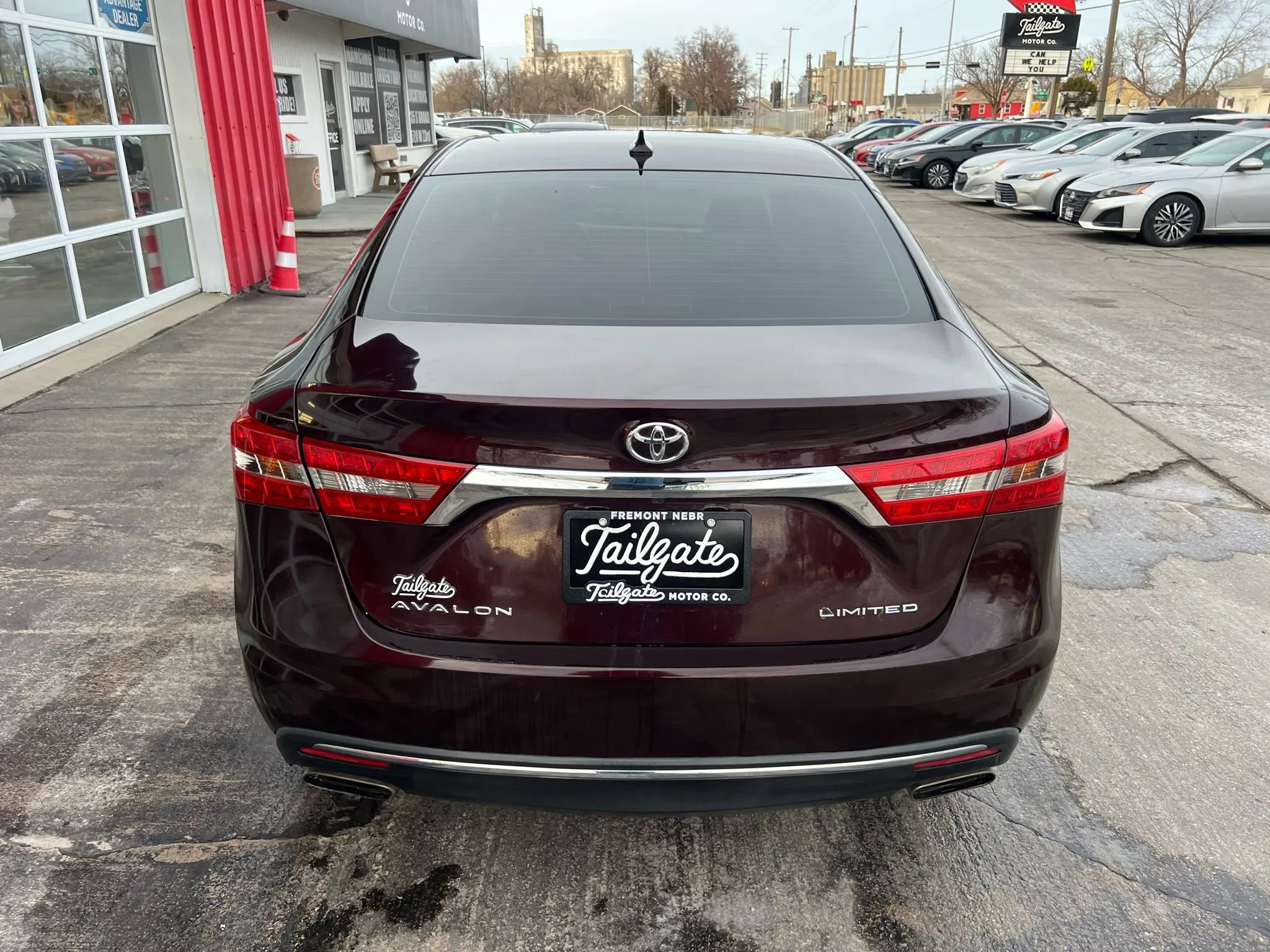 Used 2018 Toyota Avalon Limited image 6