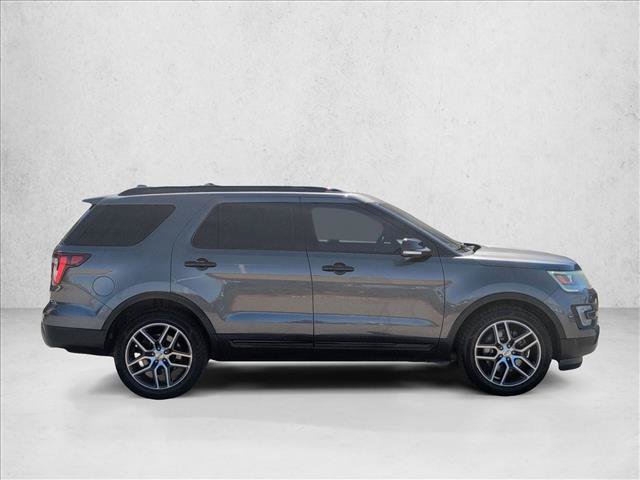 Used 2016 Ford Explorer Sport AWD/4WD image 4
