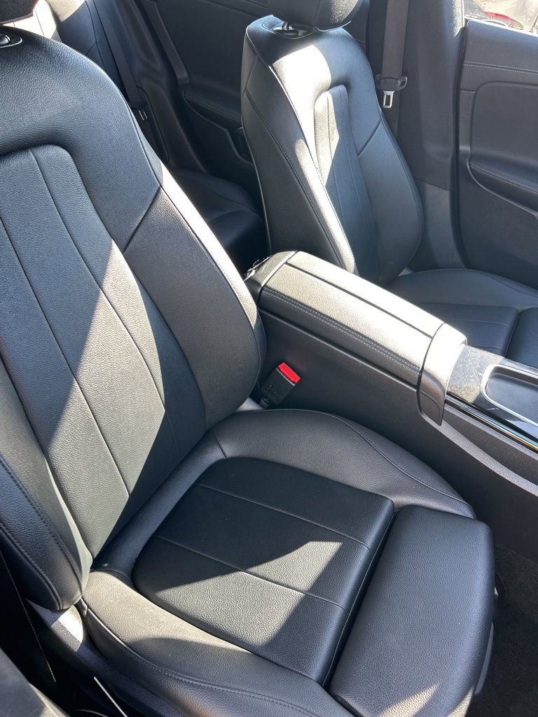 Used 2025 Mercedes-Benz CLA 250 4MATIC image 15