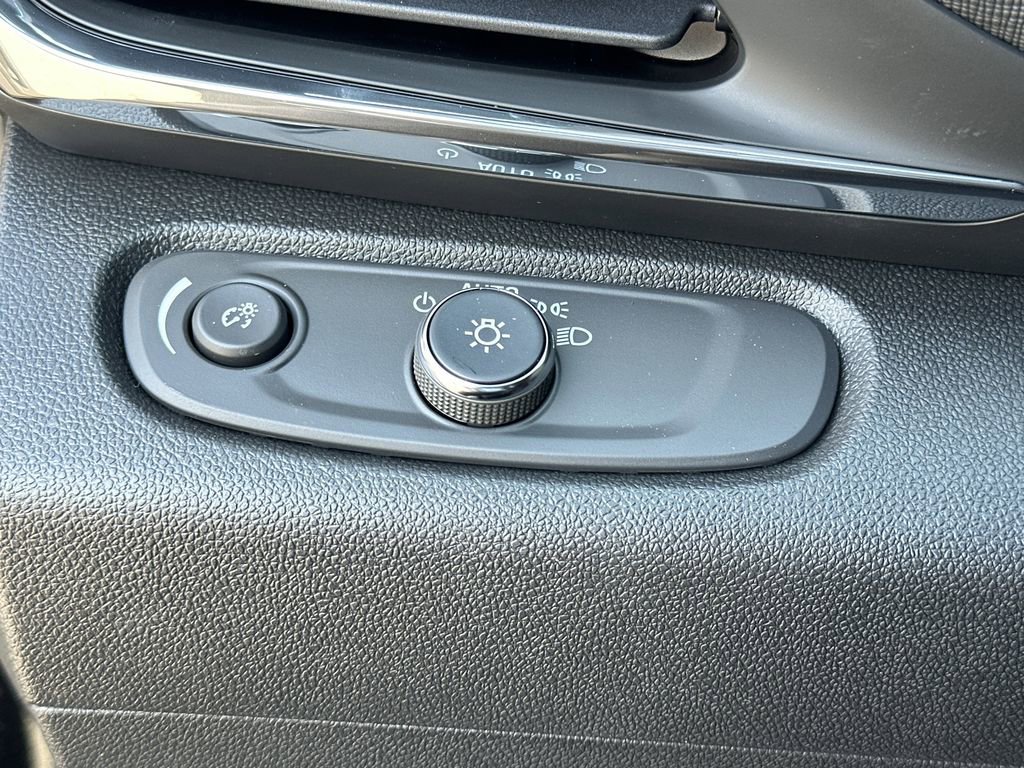 New 2026 Buick Envista Sport Touring w/ Convenience I Package FWD image 16