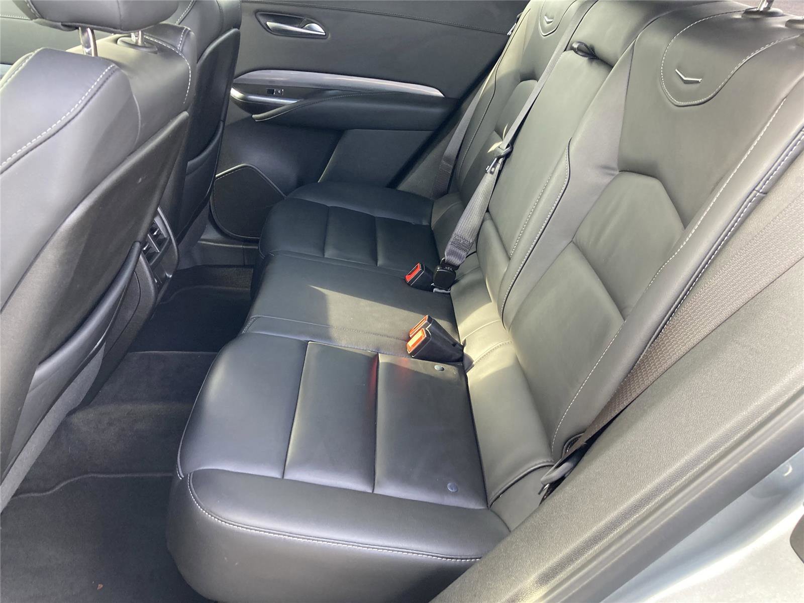 Used 2024 Cadillac XT4 Premium Luxury image 27