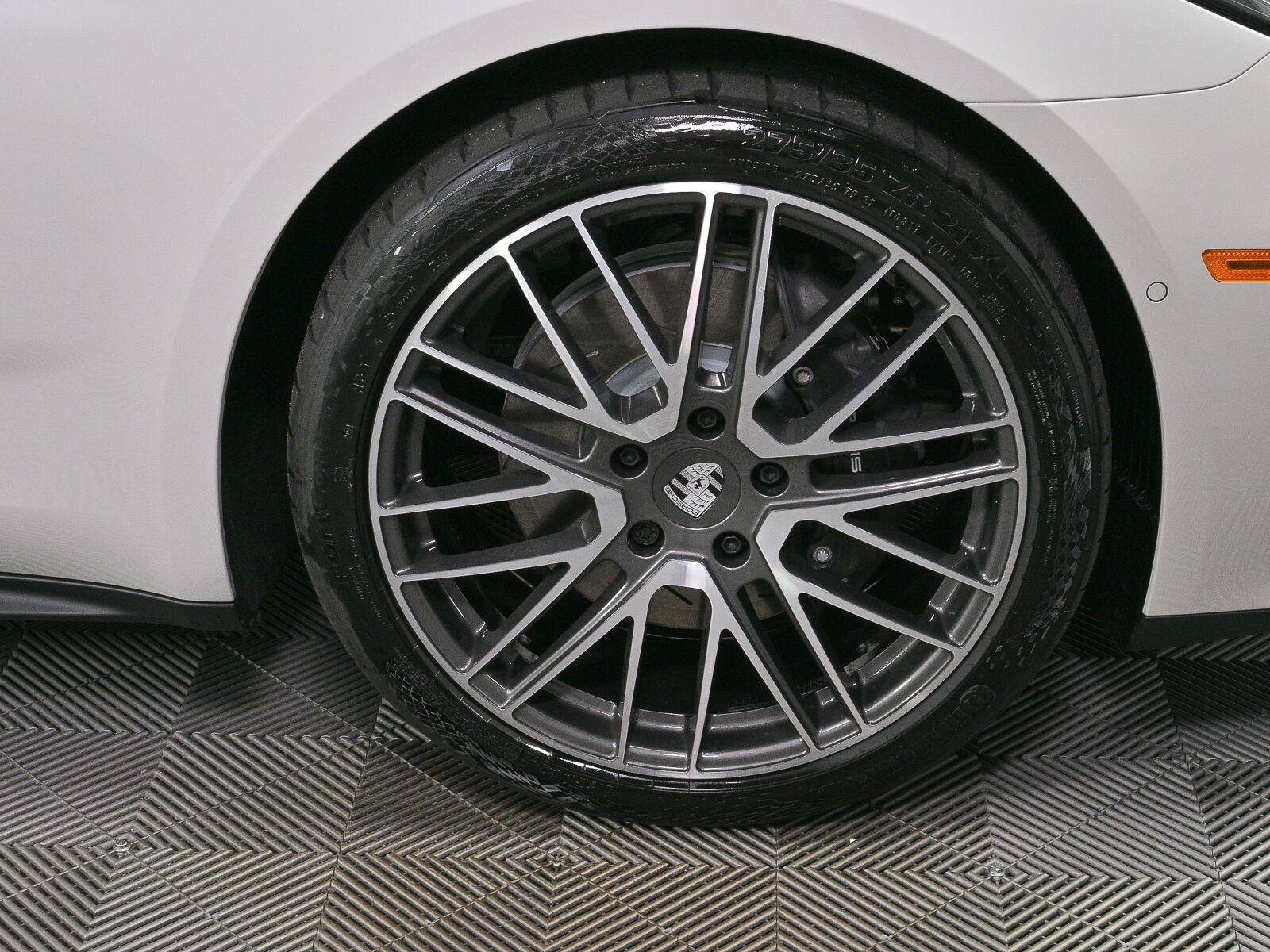 New 2026 Porsche Panamera image 36