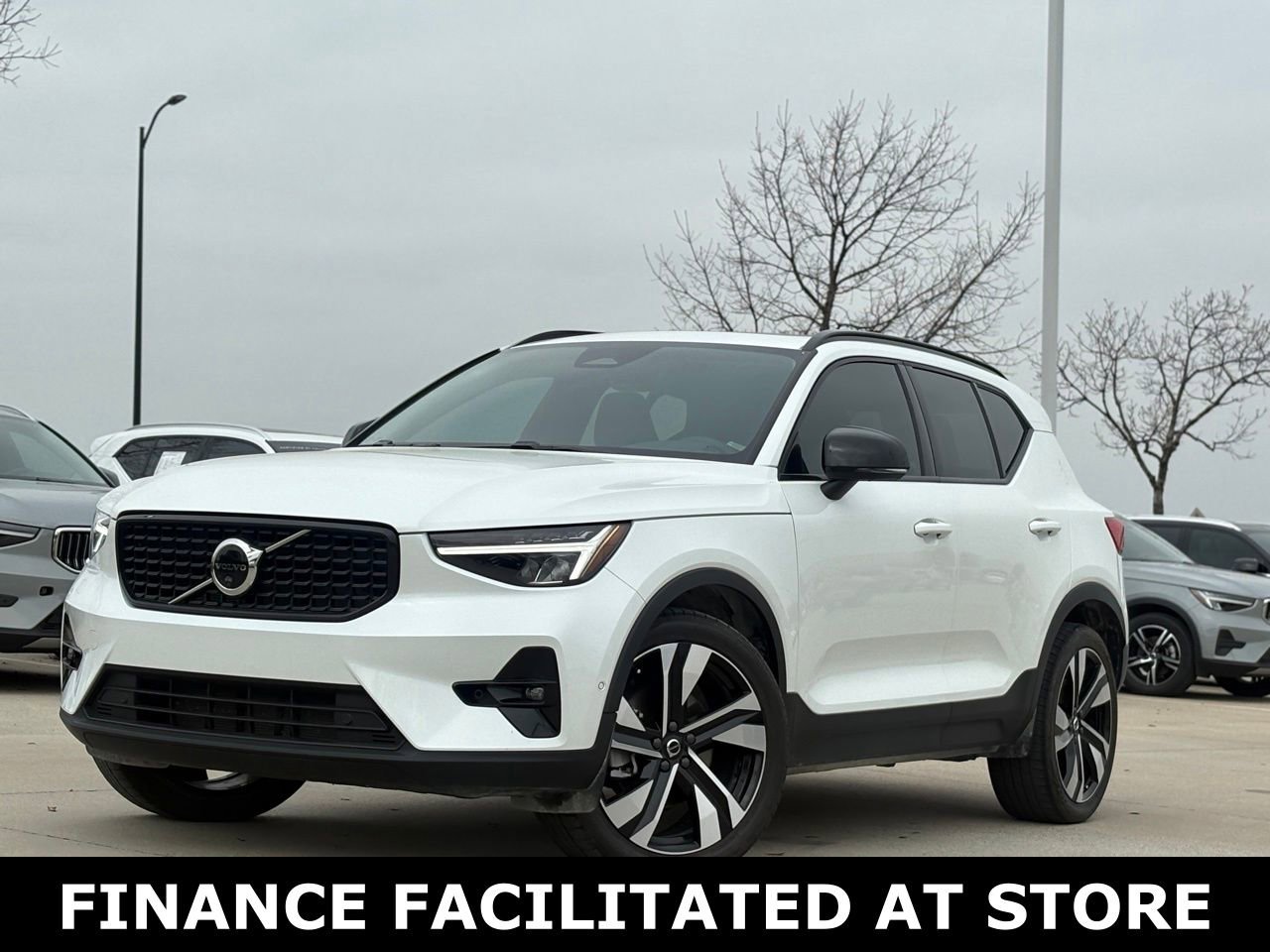 Certified 2023 Volvo XC40 B5 Plus w/ Driver Assist Package image 2