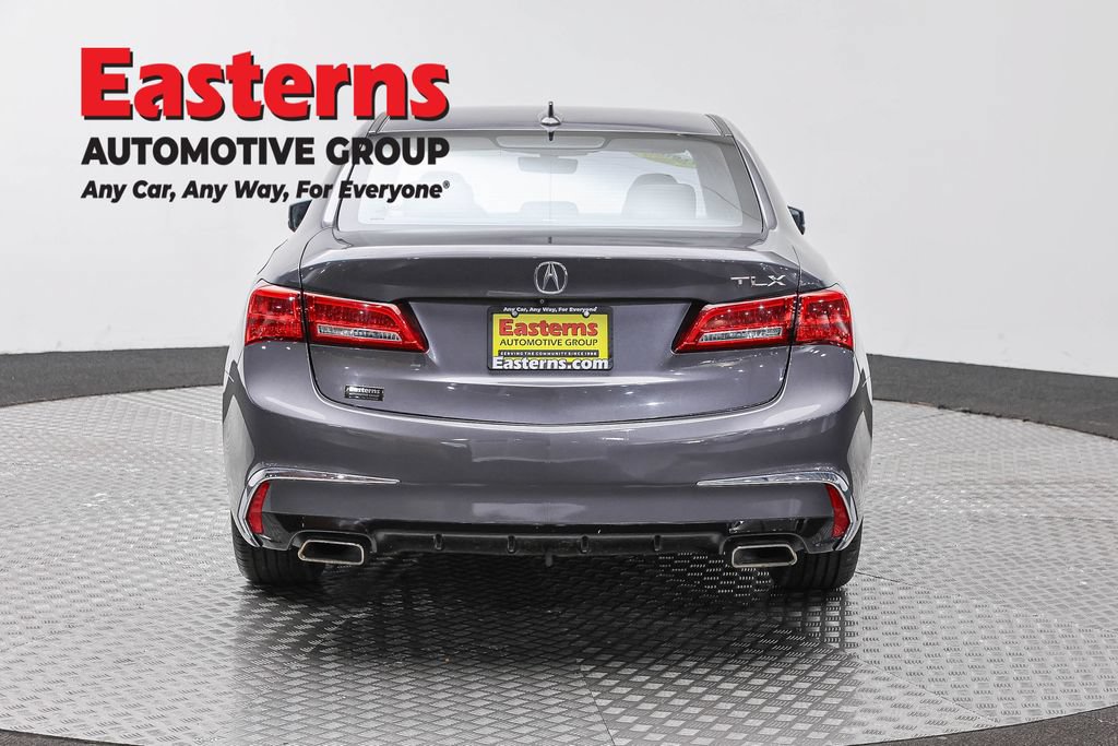 Used 2018 Acura TLX w/ Technology Package FWD image 8