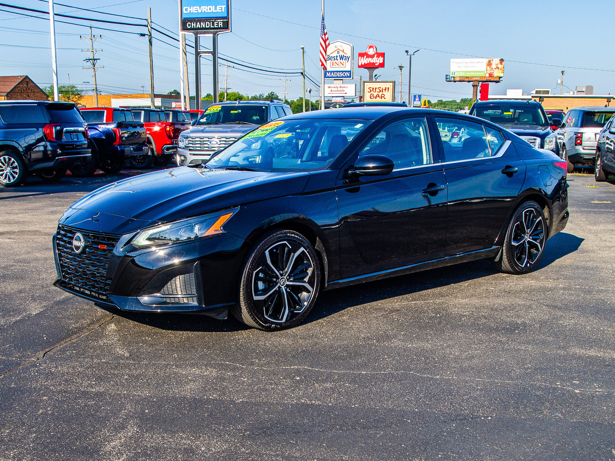 Used 2026 Nissan Altima 2.5 SR FWD image 3