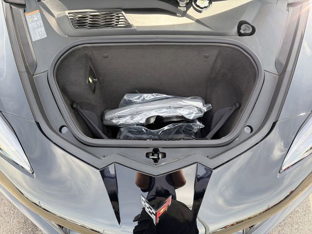 Used 2025 Chevrolet Corvette E-Ray w/ Stealth Interior Trim Package image 16