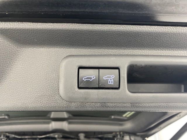 Used 2024 Toyota Sequoia Limited image 40