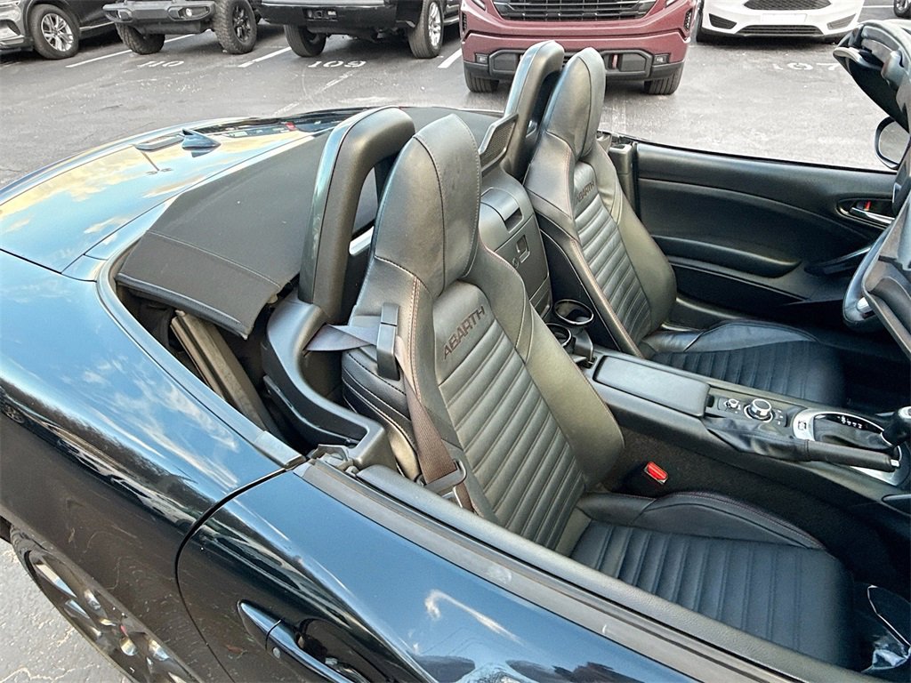 Used 2020 FIAT 124 Spider Abarth w/ Visibility Group image 31