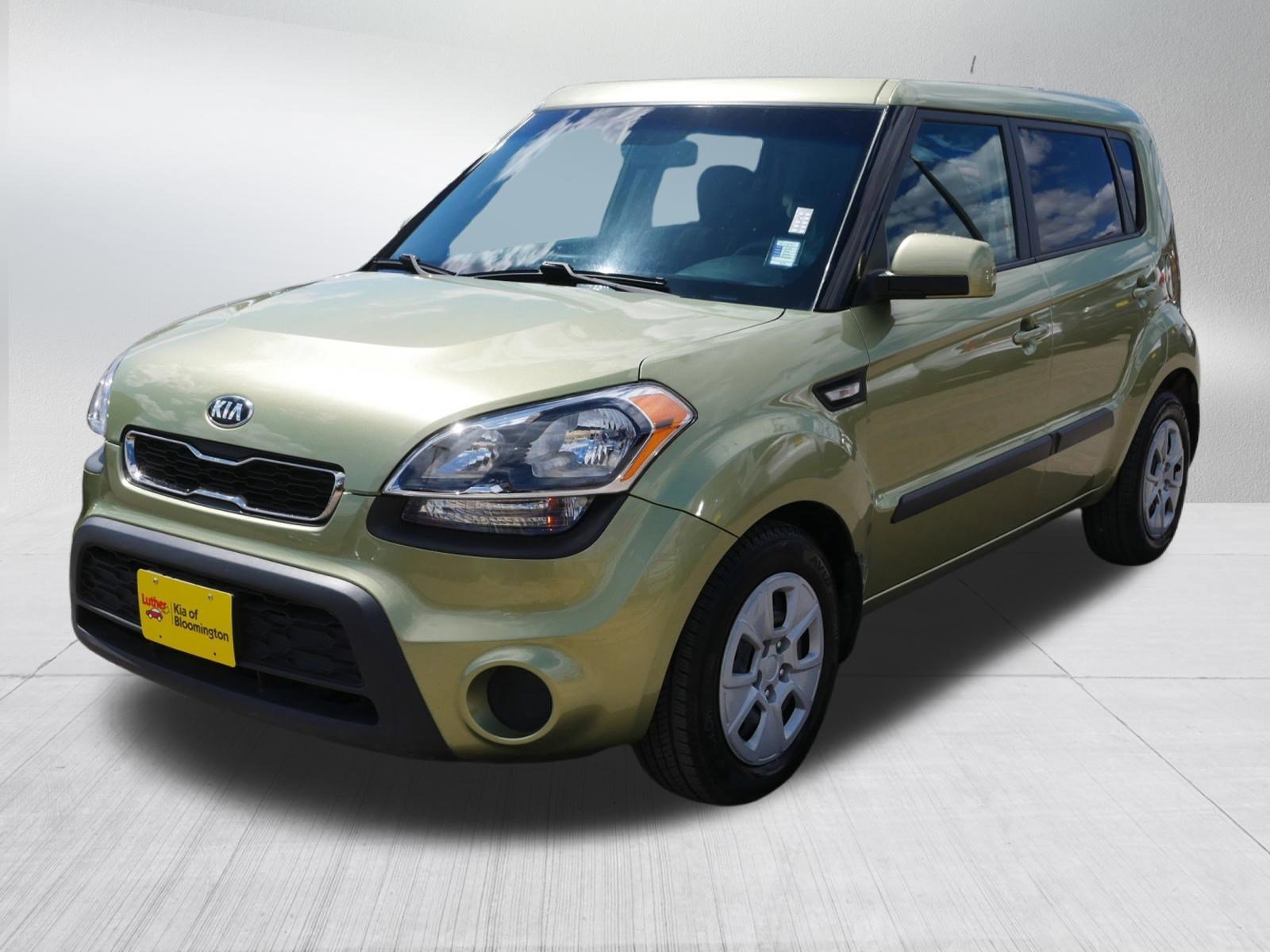 Used 2013 Kia Soul FWD image 3