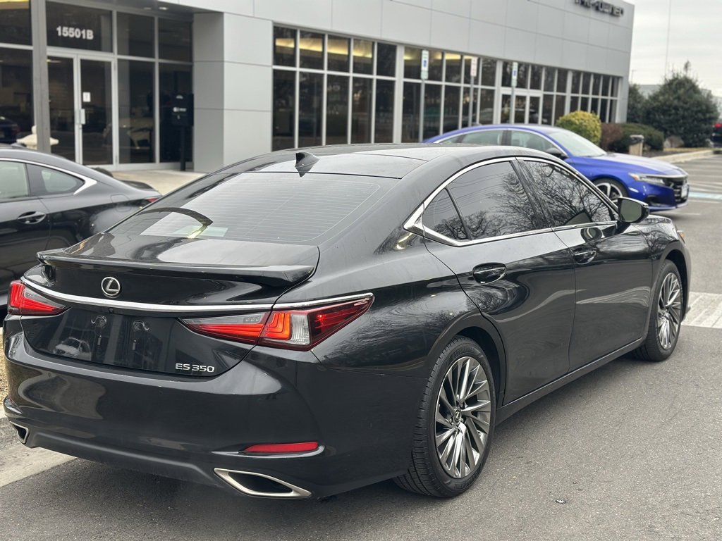 Used 2024 Lexus ES 350 Ultra Luxury image 5