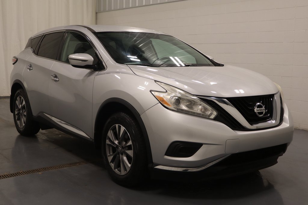 Used 2017 Nissan Murano S w/ Navigation Package image 2
