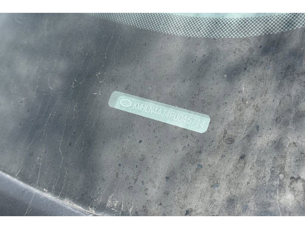 Used 2023 Hyundai Elantra Limited image 8