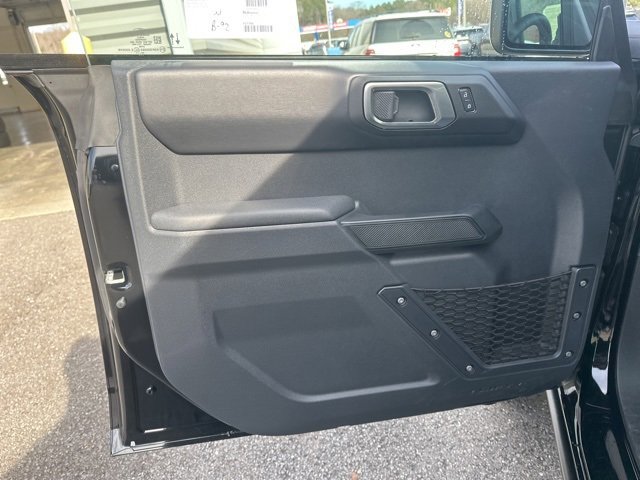 New 2025 Ford Bronco Badlands image 11