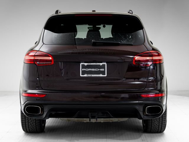 Used 2017 Porsche Cayenne Platinum Edition AWD/4WD image 36