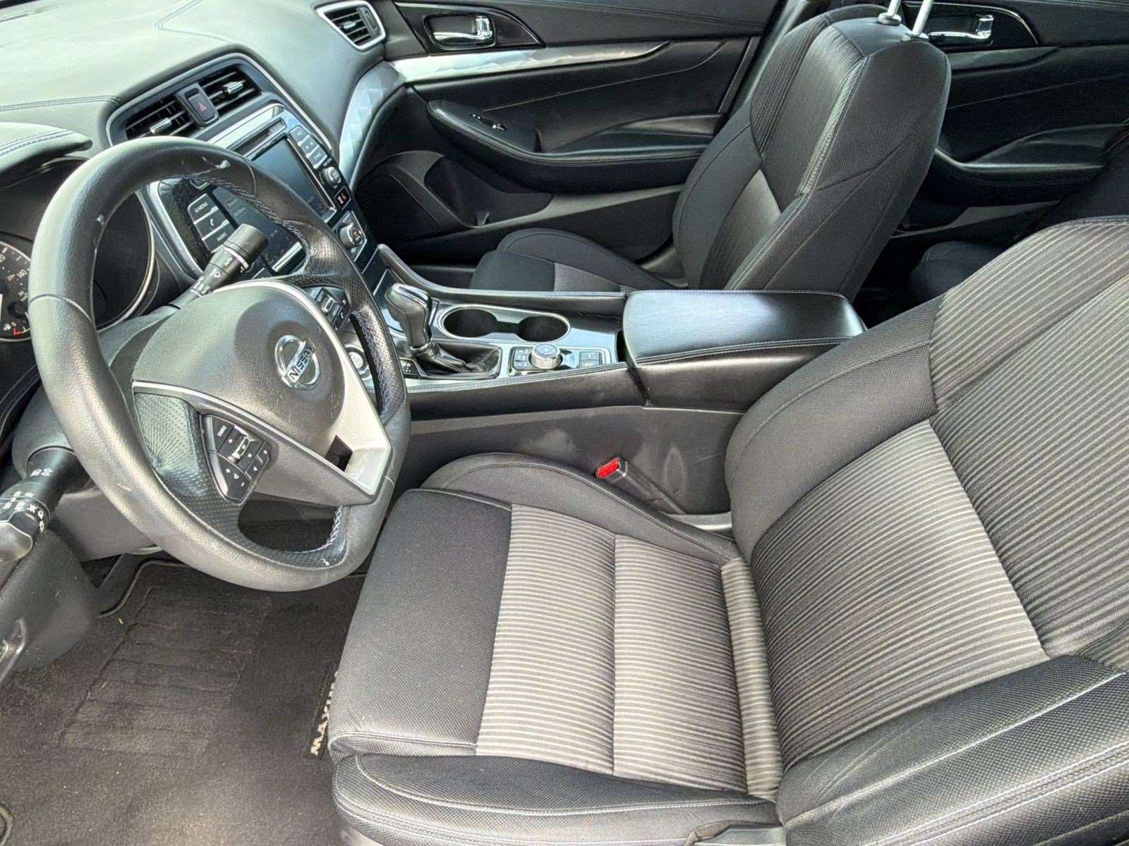 Used 2019 Nissan Maxima 3.5 S w/ Floor Mat Group FWD image 5