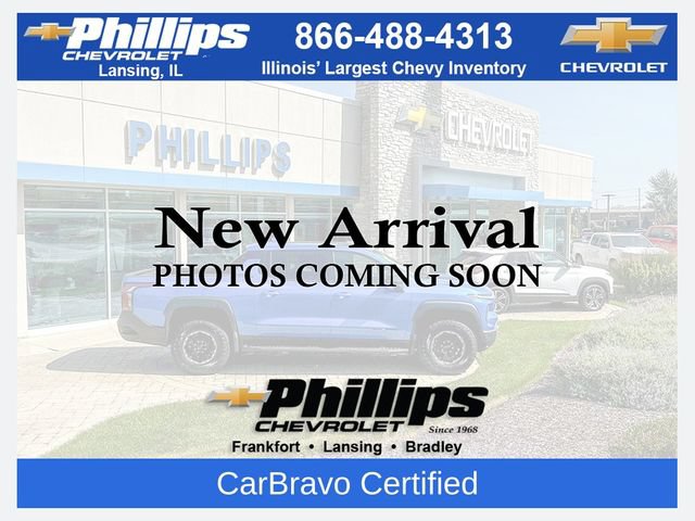 Used 2025 Chevrolet Trax RS w/ Driver Confidence Package FWD image 1