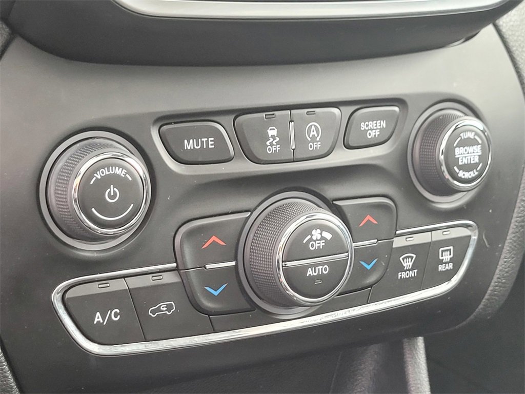 Used 2021 Jeep Cherokee High Altitude image 20