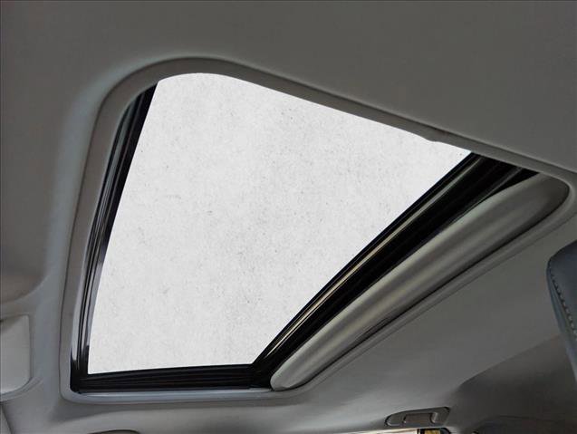 Used 2019 Toyota RAV4 Limited image 15