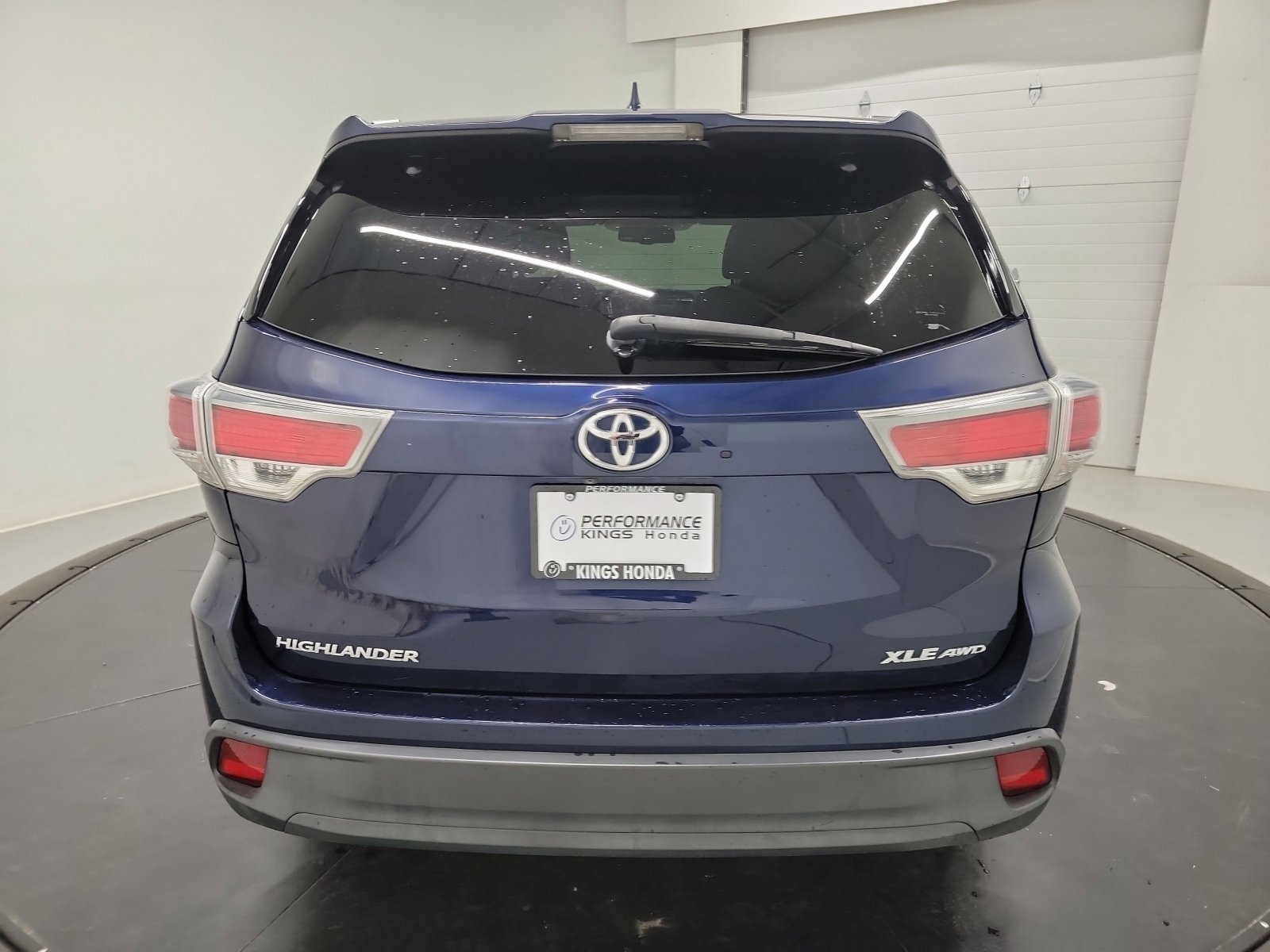 Used 2016 Toyota Highlander XLE AWD/4WD image 8