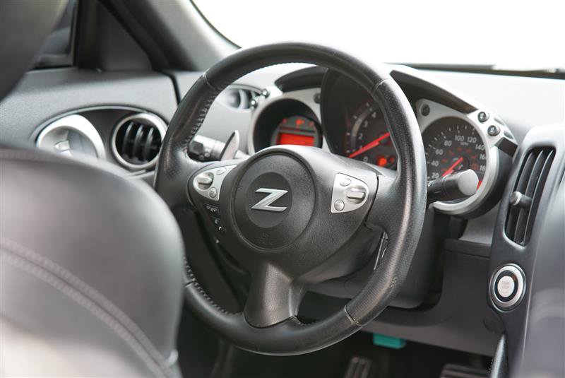 Used 2014 Nissan 370Z Touring w/ Sport Package RWD image 40