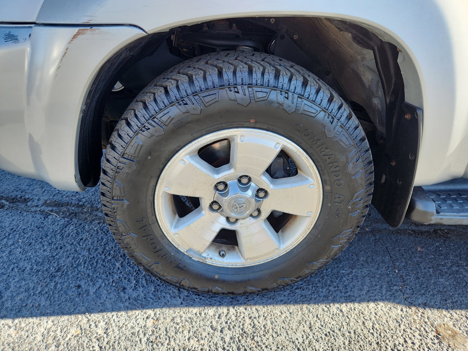 Used 2006 Toyota 4Runner SR5 image 26