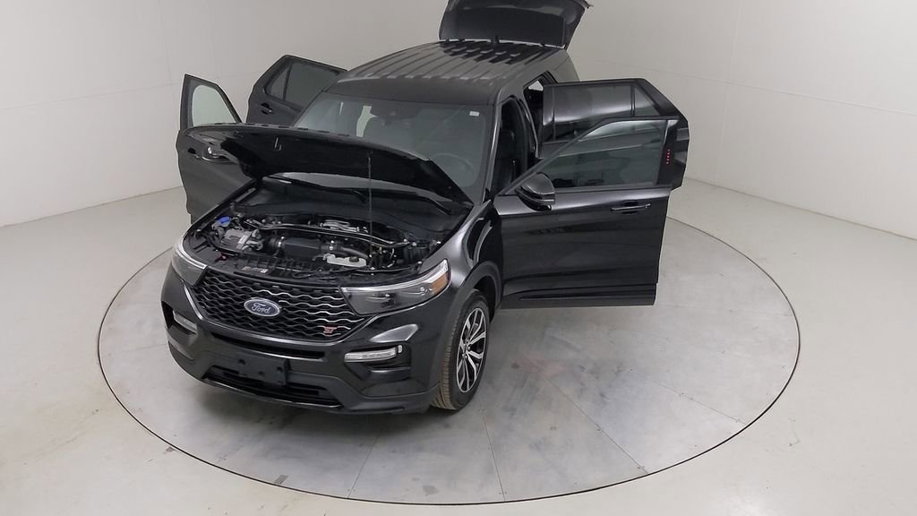 Certified 2022 Ford Explorer ST image 46