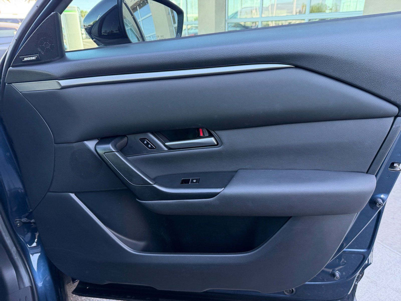 Used 2023 Volkswagen ID.4 Pro RWD image 16