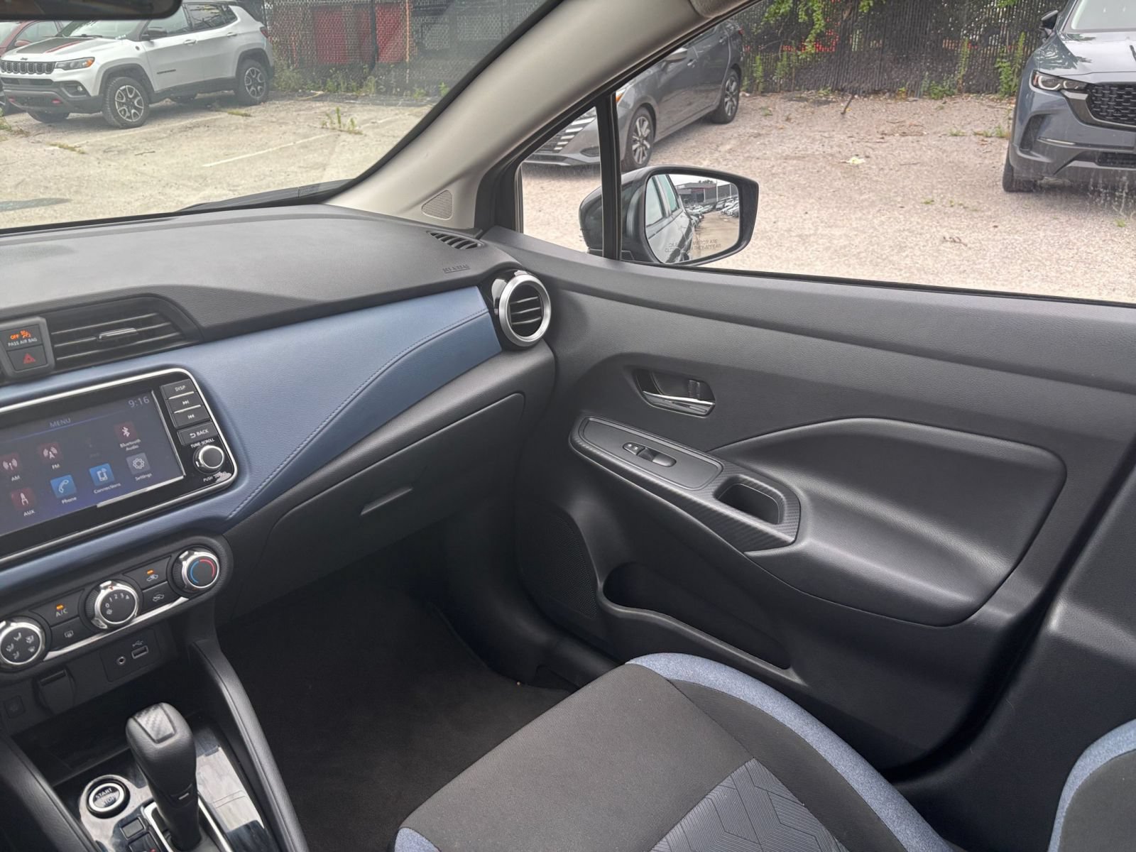 Used 2025 Nissan Versa SV FWD image 29