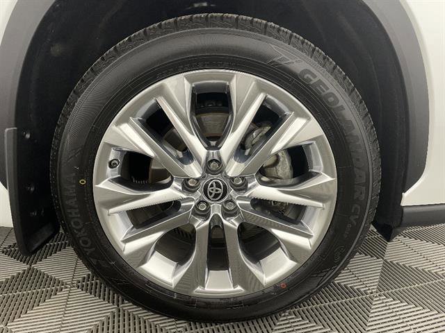 Used 2023 Toyota Highlander Limited image 23