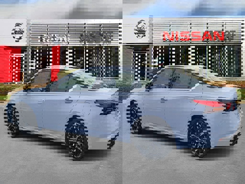 Certified 2024 Nissan Altima 2.5 SR image 5