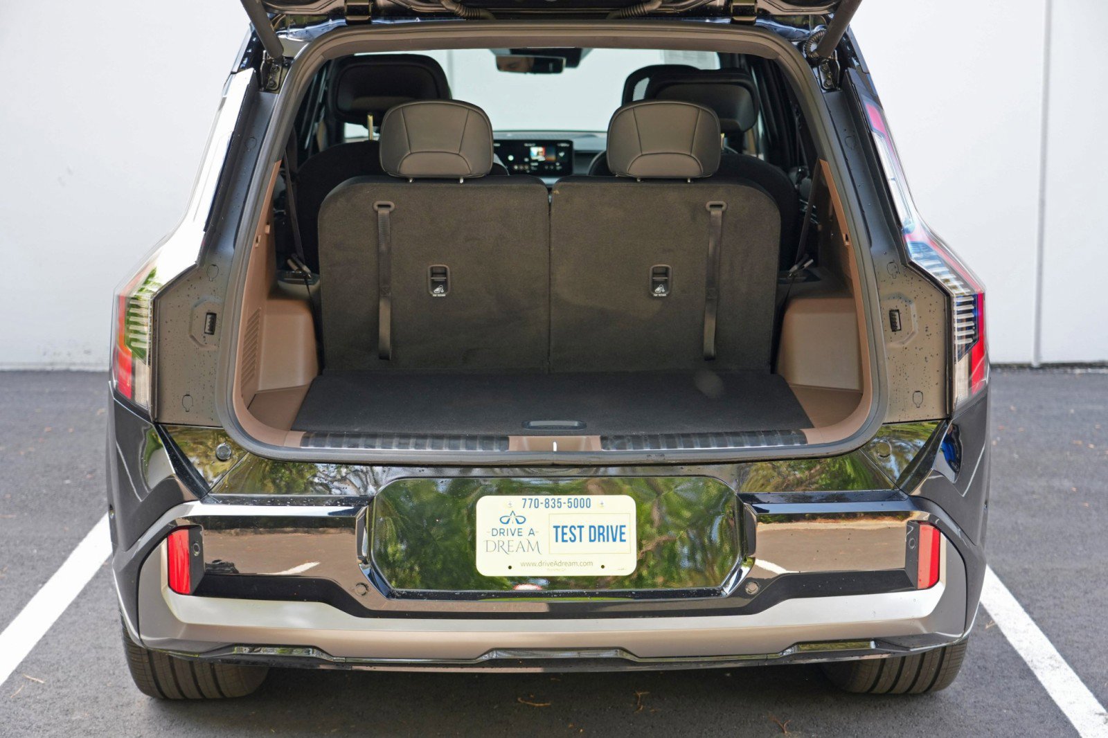 Used 2025 Kia EV9 GT-Line AWD/4WD image 10