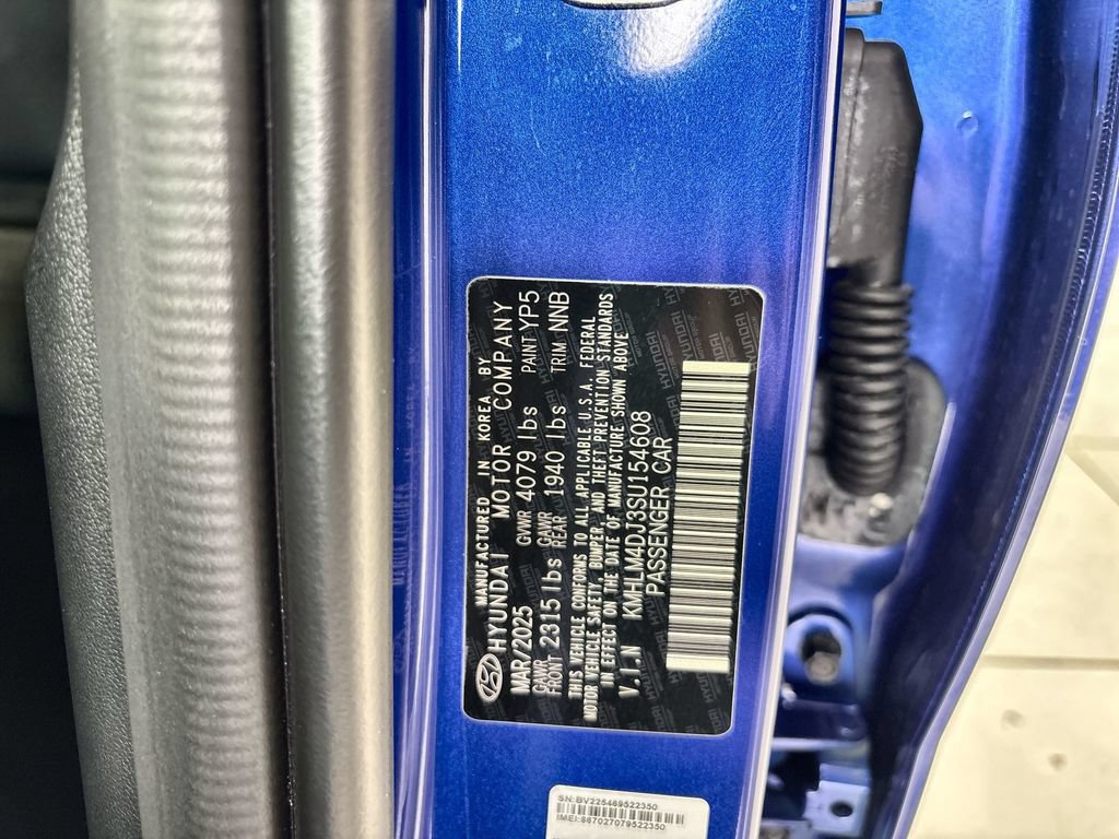 Certified 2025 Hyundai Elantra Hybrid FWD image 25