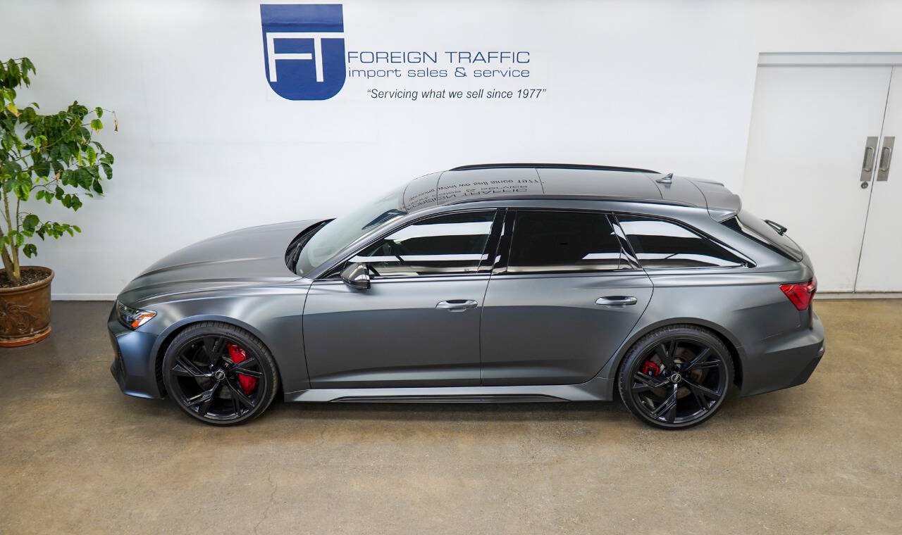 Used 2022 Audi RS 6 AWD/4WD image 24