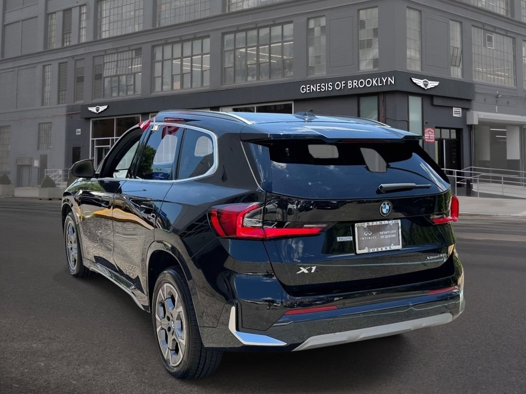 Used 2023 BMW X1 xDrive28i w/ Convenience Package AWD/4WD image 5