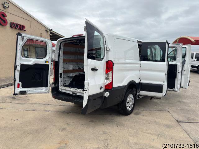Used 2016 Ford Transit 250 130 Low Roof w/ Exterior Upgrade Package RWD image 23