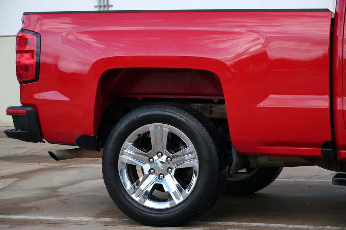 Used 2018 Chevrolet Silverado 1500 Custom w/ Custom Convenience Package RWD image 27